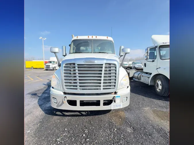 2016 FREIGHTLINER/MERCEDES CASCADIA 125