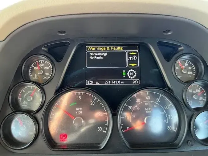 2021 Peterbilt 579