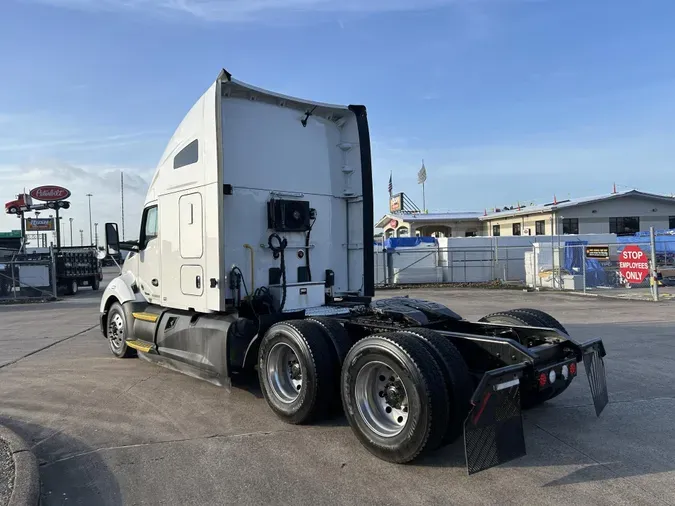 2021 Kenworth T680