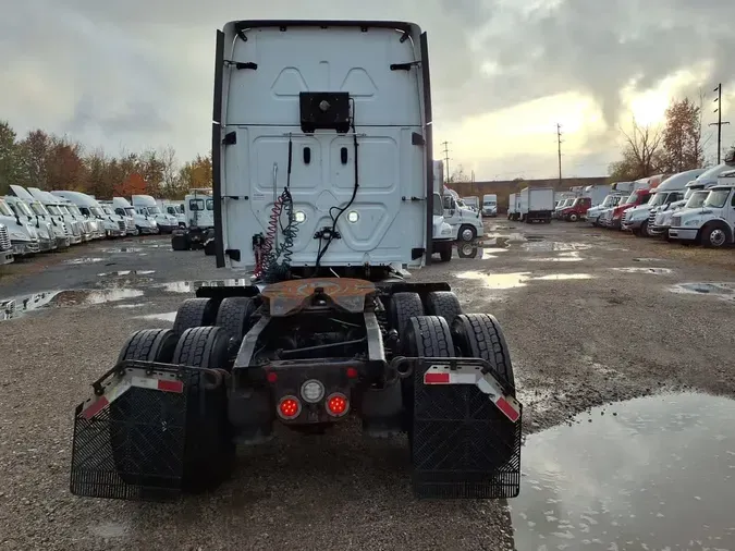 2019 FREIGHTLINER/MERCEDES NEW CASCADIA PX12664