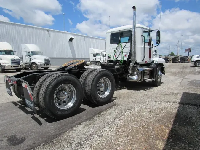 2025 MACK AN64T