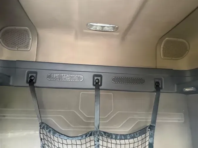 2020 FREIGHTLINER CASCADIA