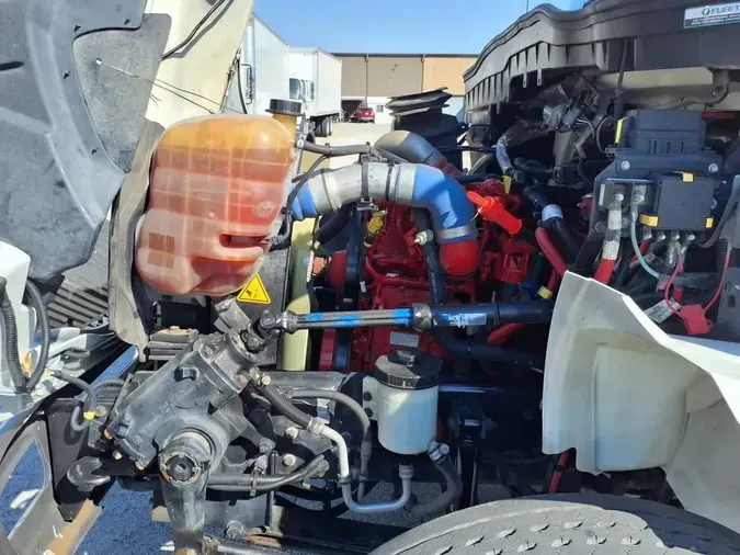 2019 NAVISTAR INTERNATIONAL 4300