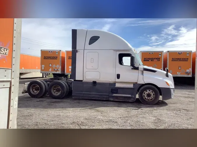 2021 Freightliner Cascadia