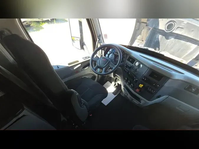 2020 PETERBILT 579