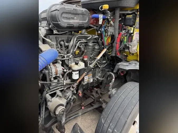 2023 Kenworth T680