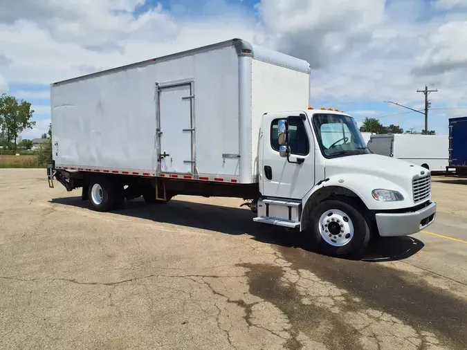 2019 FREIGHTLINER M2 106