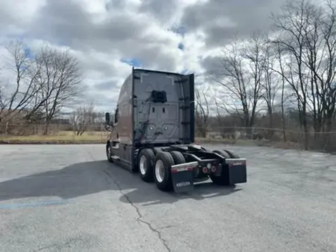 2021 Freightliner Cascadia