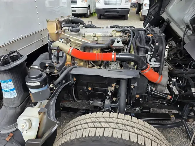 2020 ISUZU NPR