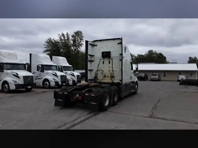 2020 Freightliner Cascadia