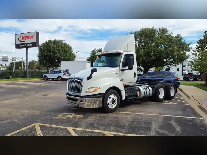 2020 NAVISTAR INTERNATIONAL LT625 DAYCAB T/A93a1ca36c82b037ec8f9a9b47b69e5d4