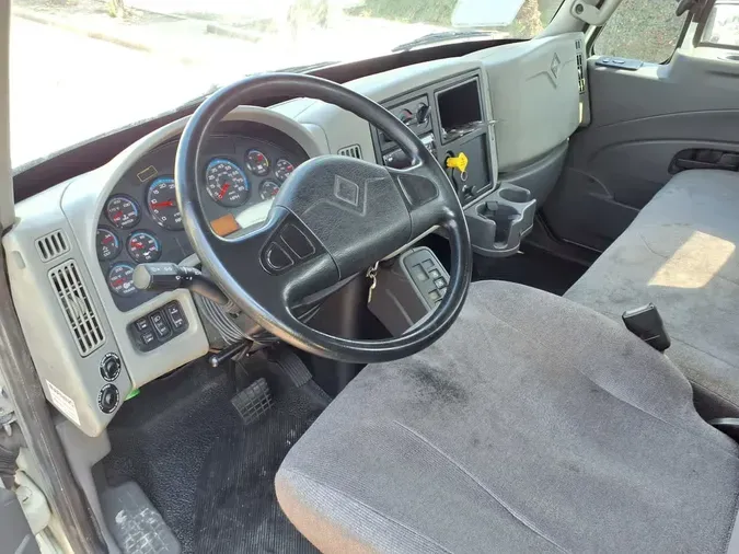 2019 NAVISTAR INTERNATIONAL 4300