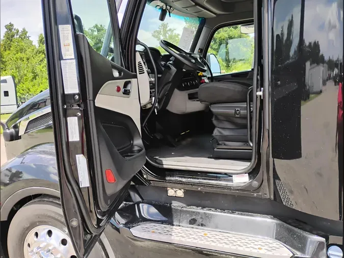 2022 Peterbilt 57993a376da1a9178fe61f9533177782f02