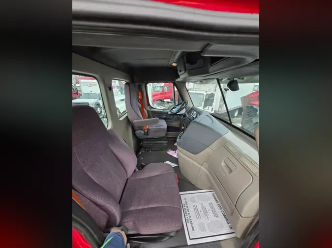 2019 FREIGHTLINER/MERCEDES CASCADIA 125