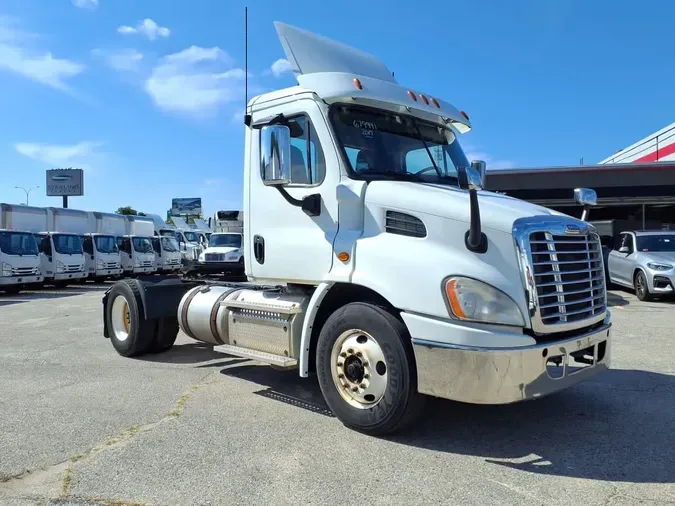 2017 FREIGHTLINER CASCADIA 11393a9dfa1e6a9671e8d3260bd4f477a89