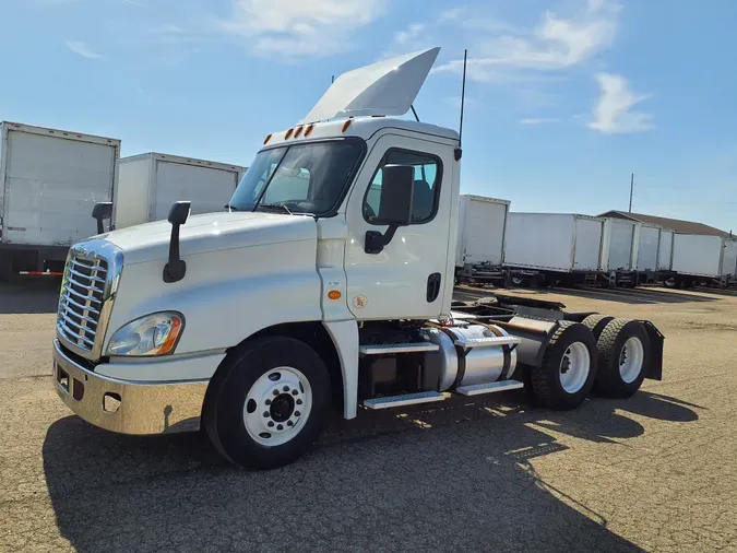 2018 FREIGHTLINER/MERCEDES CASCADIA 12593ac2a51176e6fbd7e3e1c4188b7ab2e