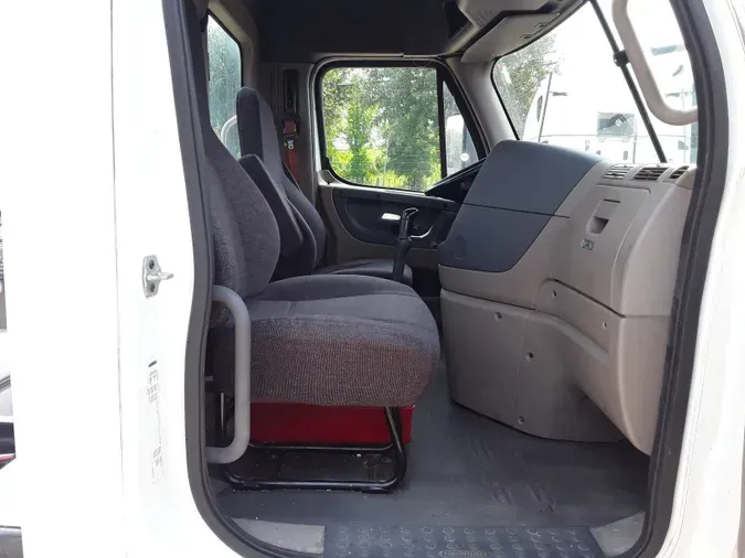 2018 FREIGHTLINER/MERCEDES CASCADIA 125