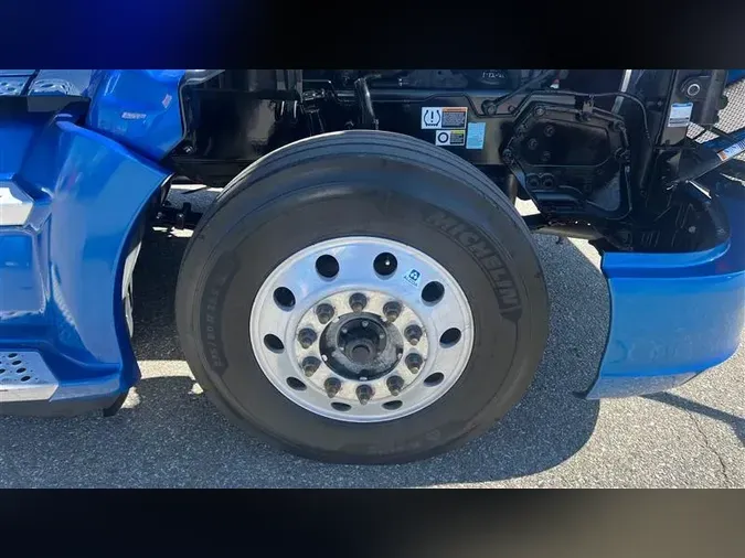 2021 KENWORTH T680