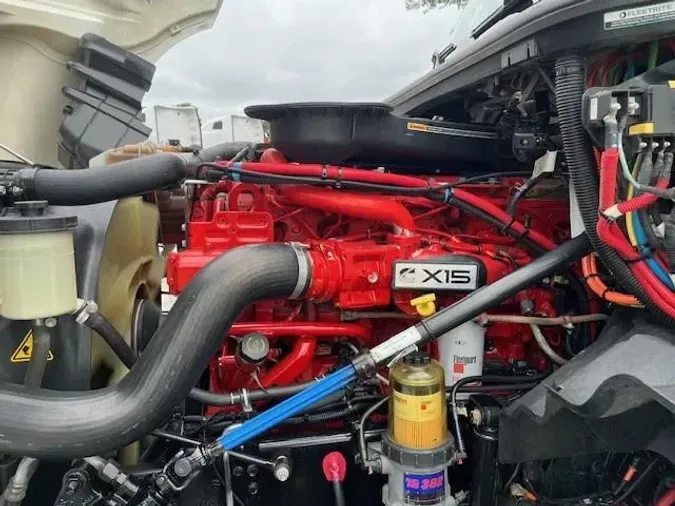2021 International LT625