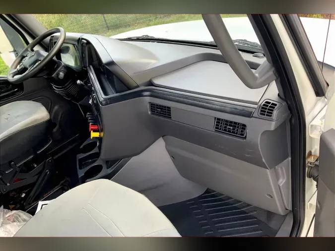 2019 INT LT625 6x4