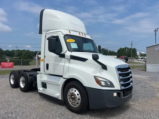 2022 FREIGHTLINER/MERCEDES NEW CASCADIA PX1266493b66f10c958ffee60efa51e68267fd3
