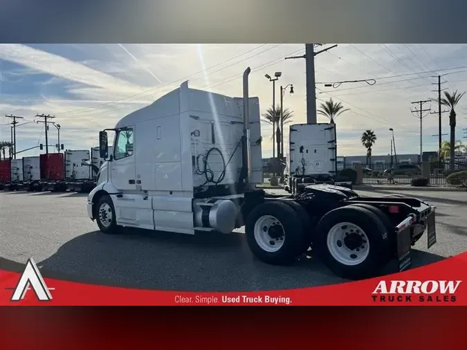 2019 VOLVO VNL640