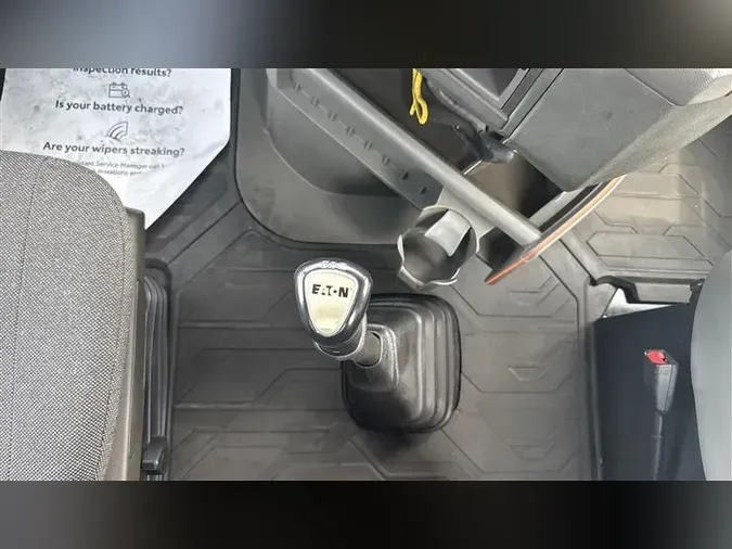 2020 VOLVO VNL300