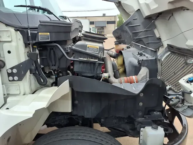 2019 NAVISTAR INTERNATIONAL 4300