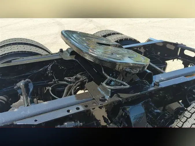 2019 FREIGHTLINER CA126