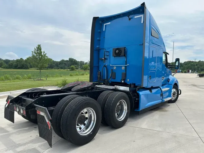 2022 Kenworth T680