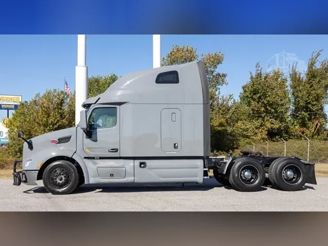 2021 PETERBILT 579