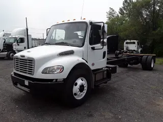 2018 Freightliner M2 106