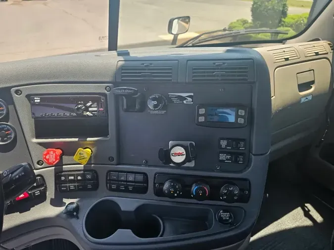 2019 FREIGHTLINER CASCADIA 125