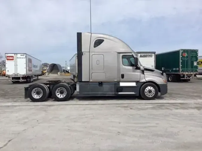 2021 Freightliner Cascadia