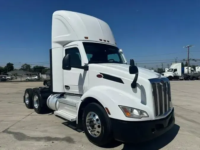 2022 Peterbilt 579