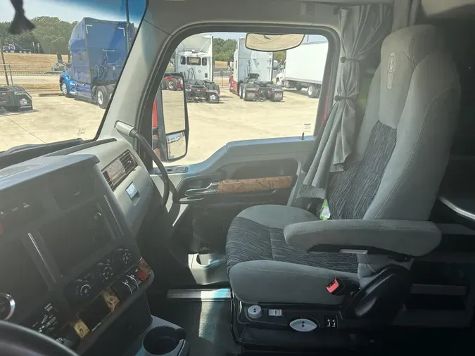 2020 Kenworth T680