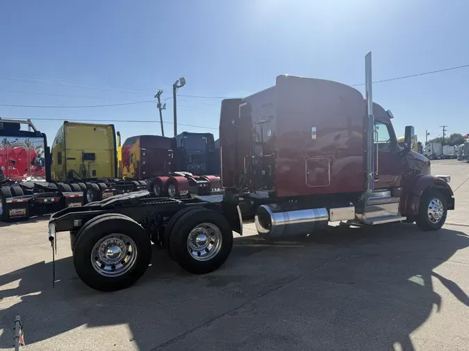 2022 Peterbilt 567