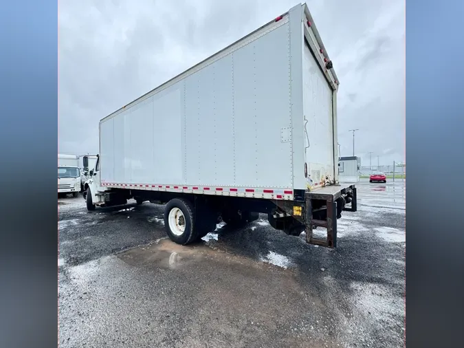 2017 FREIGHTLINER/MERCEDES M2 106