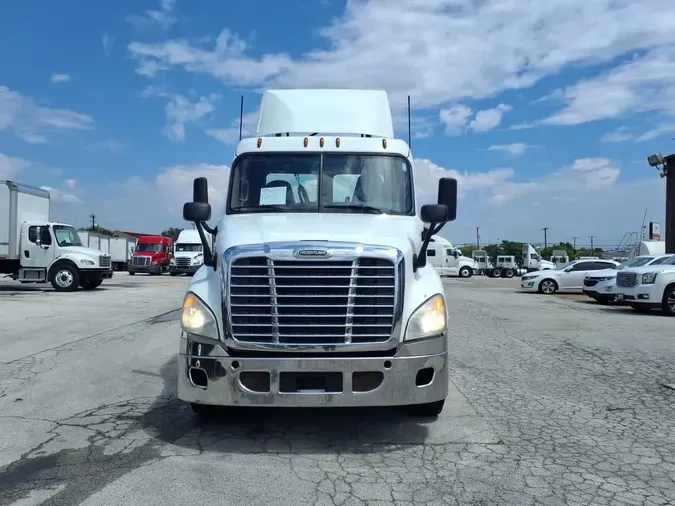 2018 FREIGHTLINER CASCADIA 125