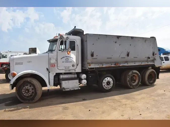 1999 PETERBILT 37893dddfffa288a190492f52a0e6dcc2b0