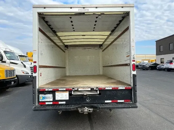 2018 GMC G33903