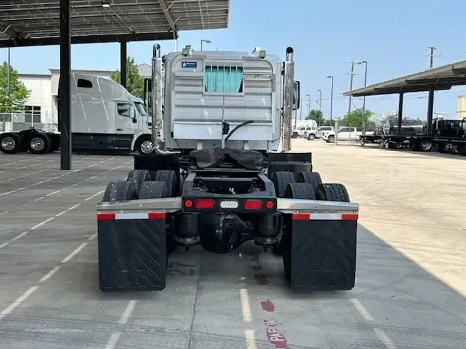2019 Peterbilt 567