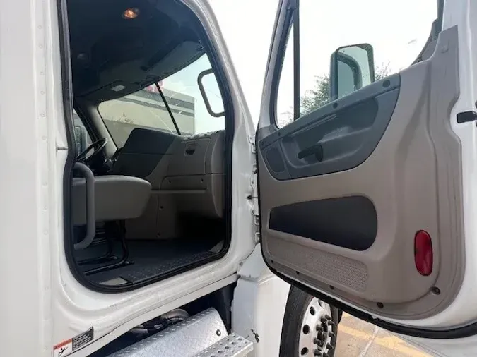 2013 Freightliner Cascadia