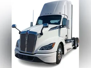2022 Kenworth T680