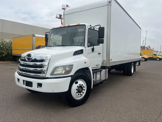 2017 Hino 268A