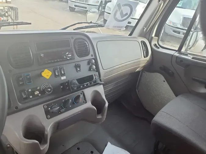 2019 FREIGHTLINER/MERCEDES M2 106