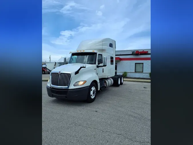 2019 NAVISTAR INTERNATIONAL LT625 SLPR CAB93f46b2420b140f6d5eb314367f5d82d
