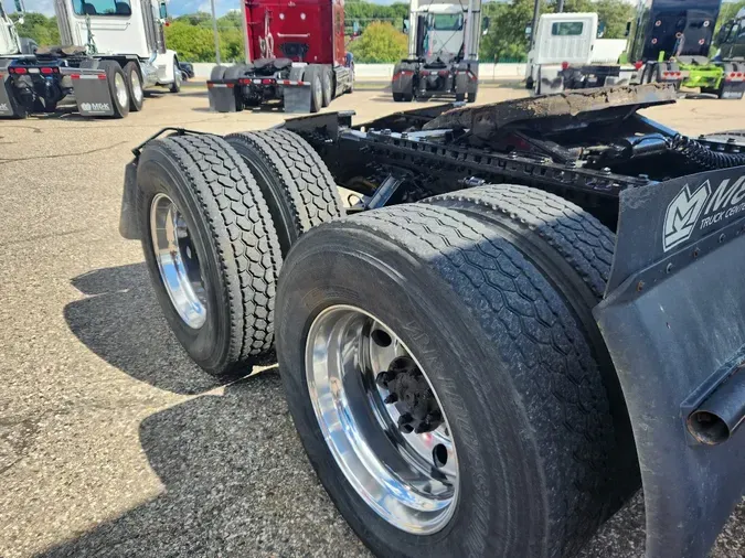 2018 MACK CXU613