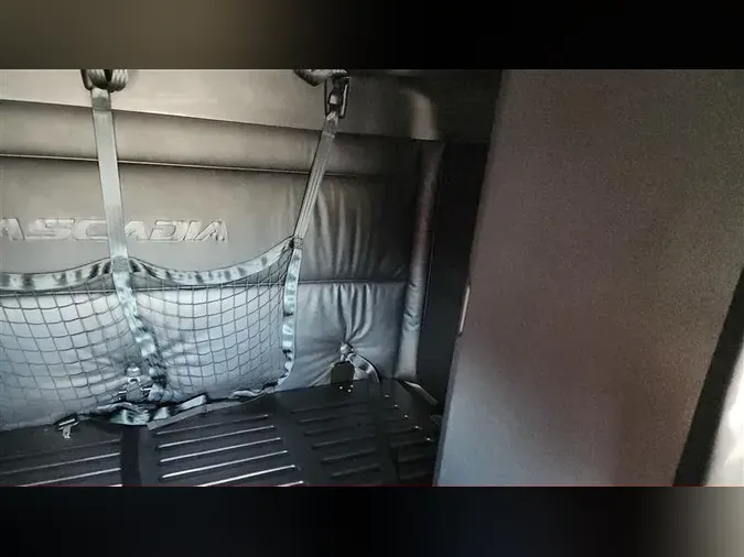 2023 FREIGHTLINER CA12693f916328ccf81bfd732a9a68cba38f1