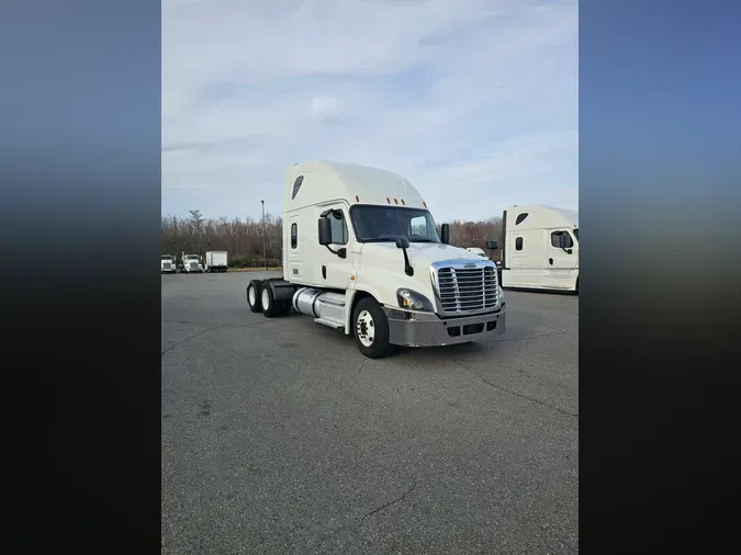 2019 FREIGHTLINER/MERCEDES CASCADIA 125